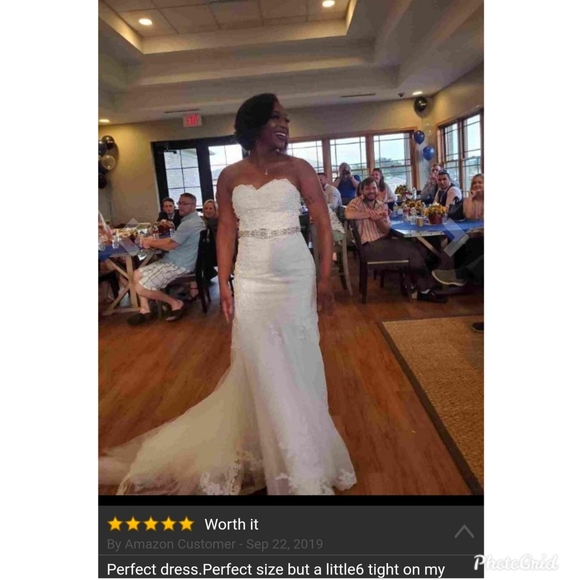 SOLD...Wedding gown - Picture 7 of 8